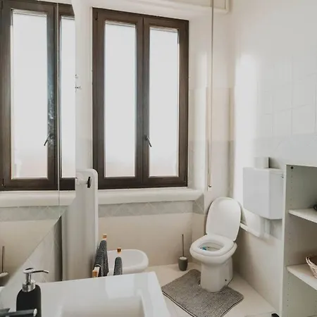 Duomo - Center Elegante Con Apartamento *